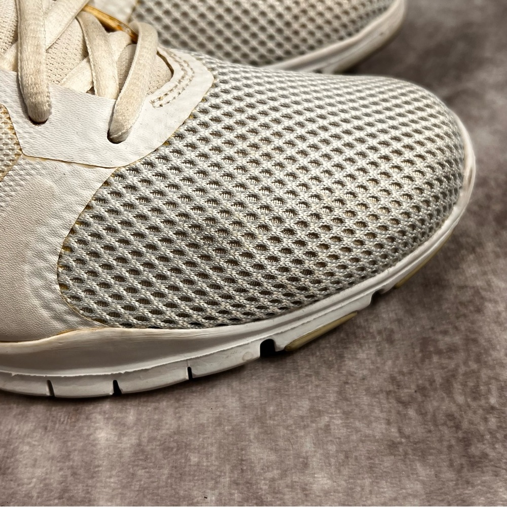 Nike Shoes Womens White 8.5 Flex Essential TR Running Training Gym - Picture 9 of 9